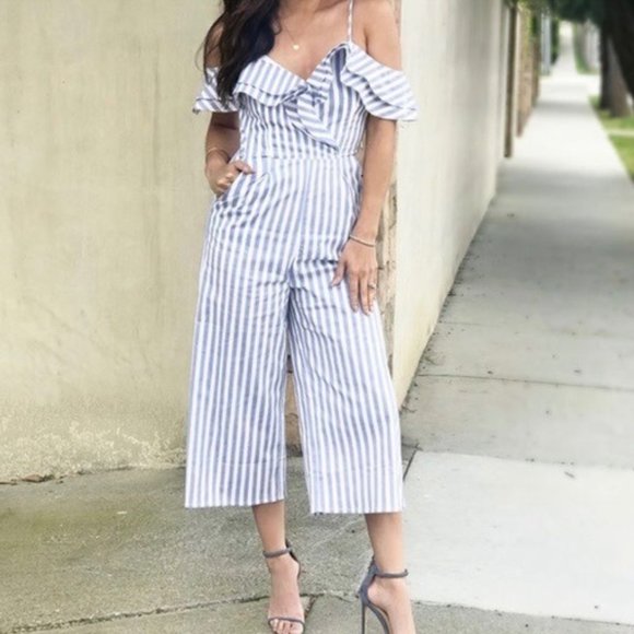 Main Strip Blue White Stripe Ruffle Off Shoulder Romper Jumpsuit size Small - Picture 2 of 12